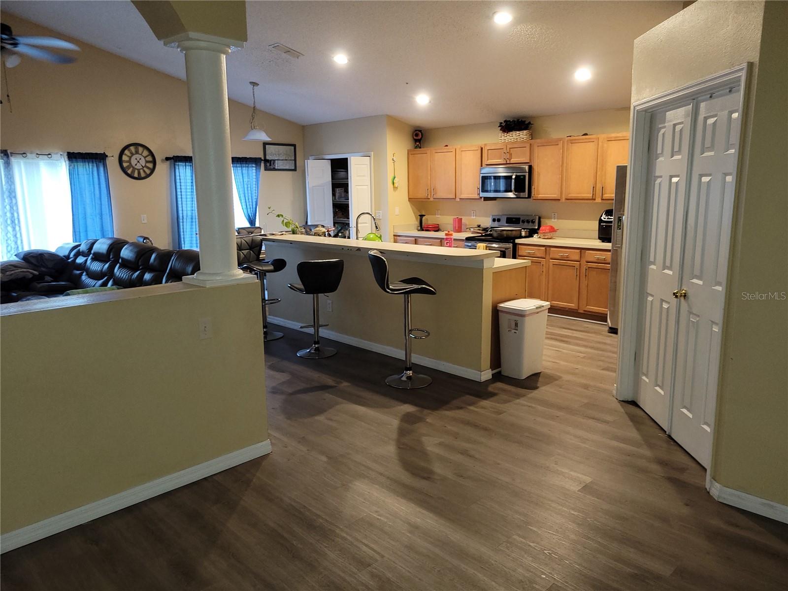 Image 3 of 15 For 1146 Bluegrass Drive