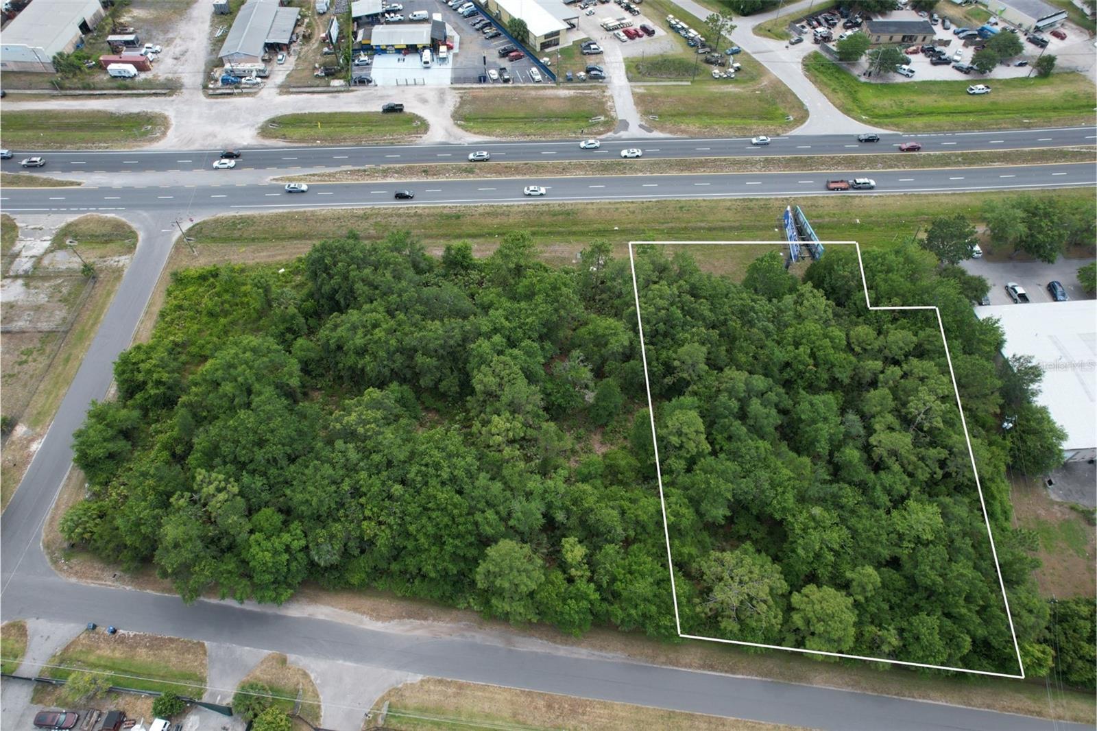Image 2 of 5 For E Colonial Dr