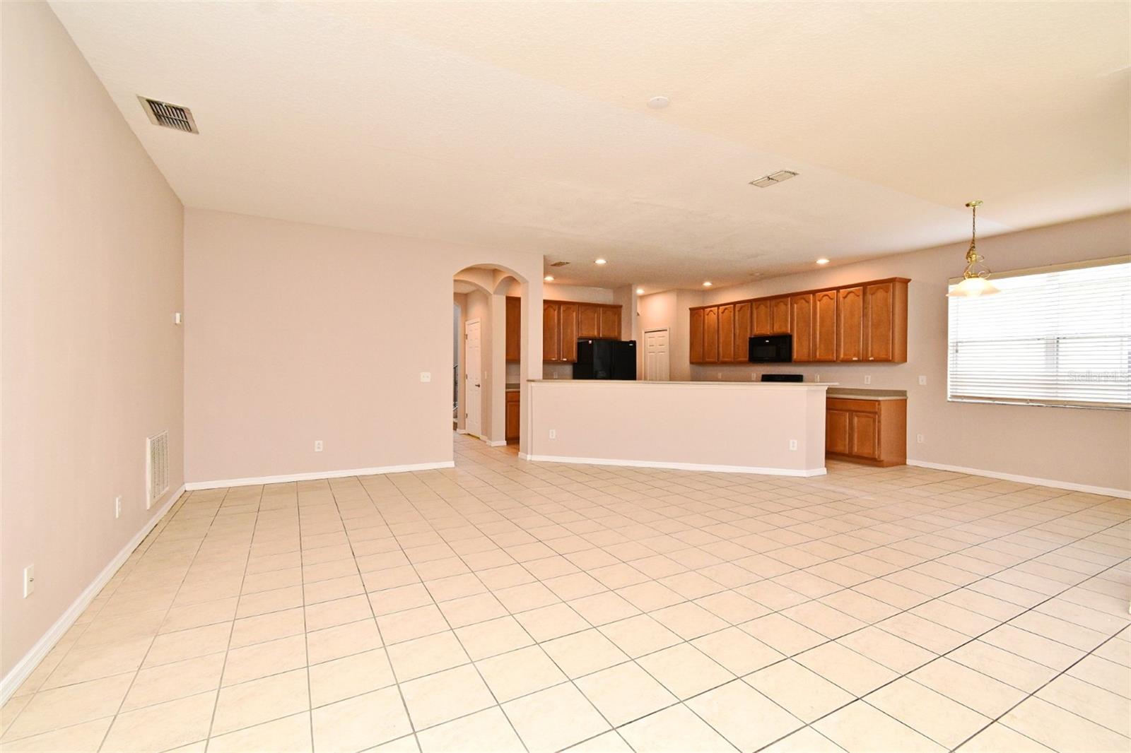 Image 10 of 40 For 9223 Leeland Archer Boulevard