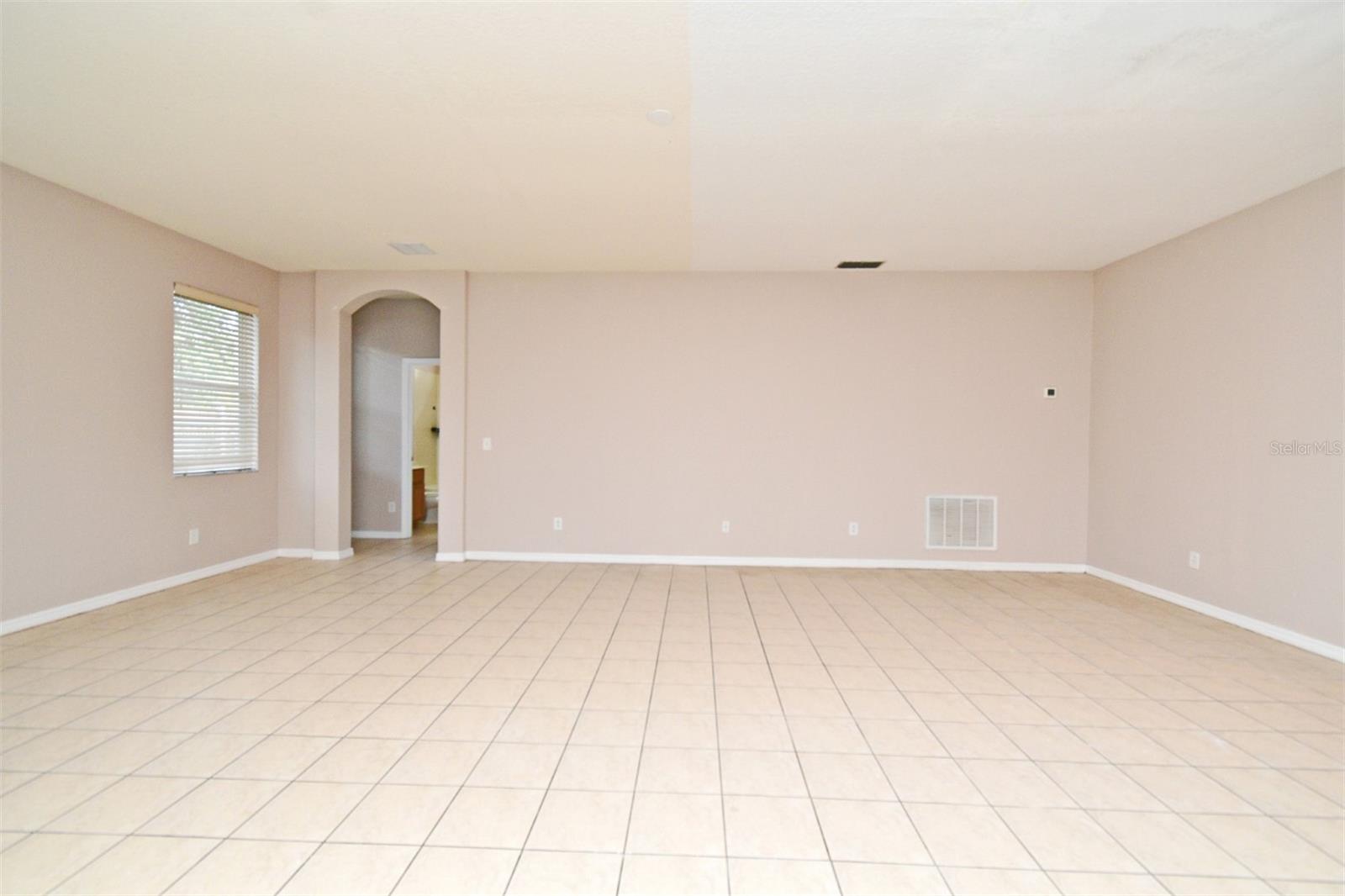 Image 8 of 40 For 9223 Leeland Archer Boulevard