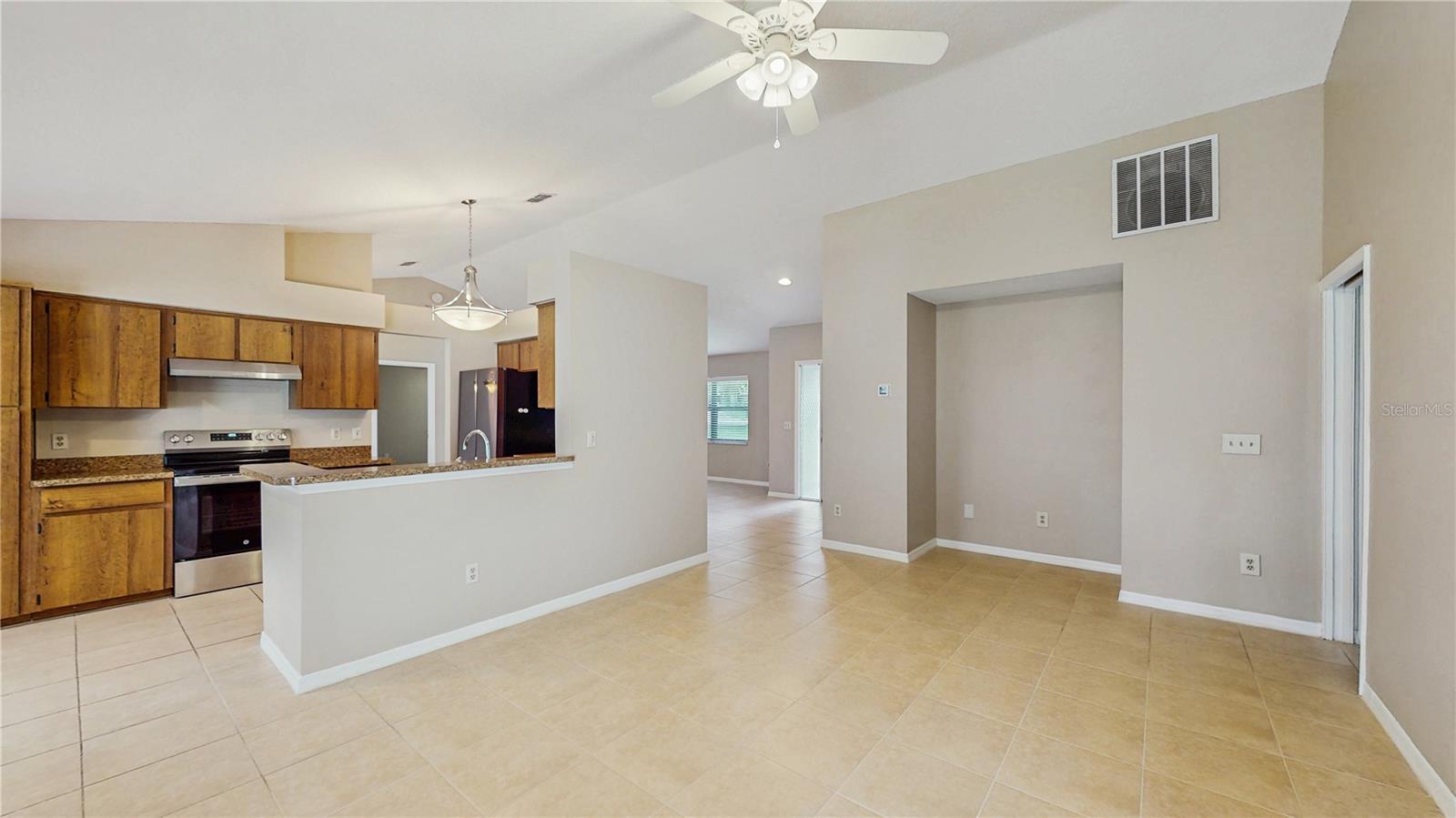 Image 11 of 31 For 5130 Sun Palm Drive
