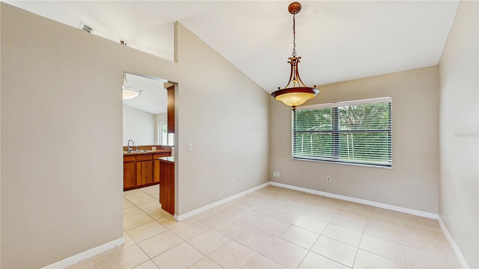 Image 7 of 31 For 5130 Sun Palm Drive