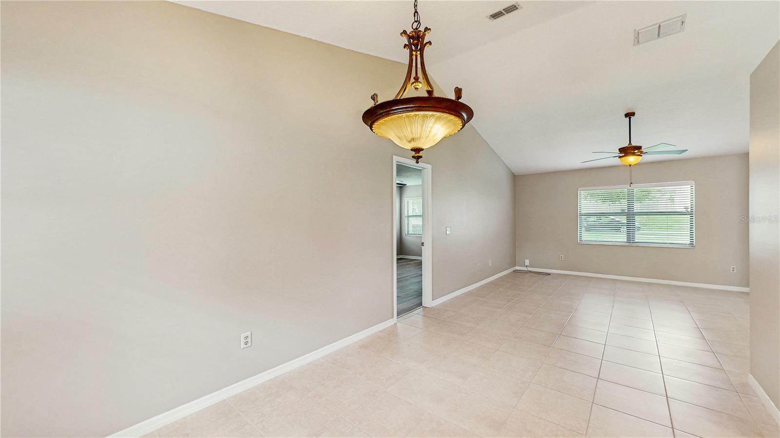 Image 8 of 31 For 5130 Sun Palm Drive