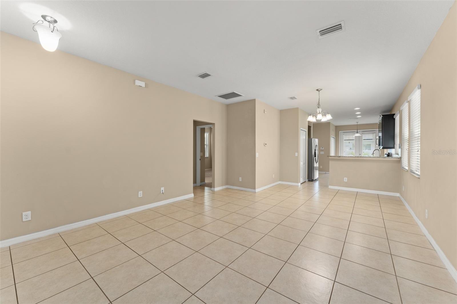 Image 6 of 15 For 5367 Creekside Park Avenue