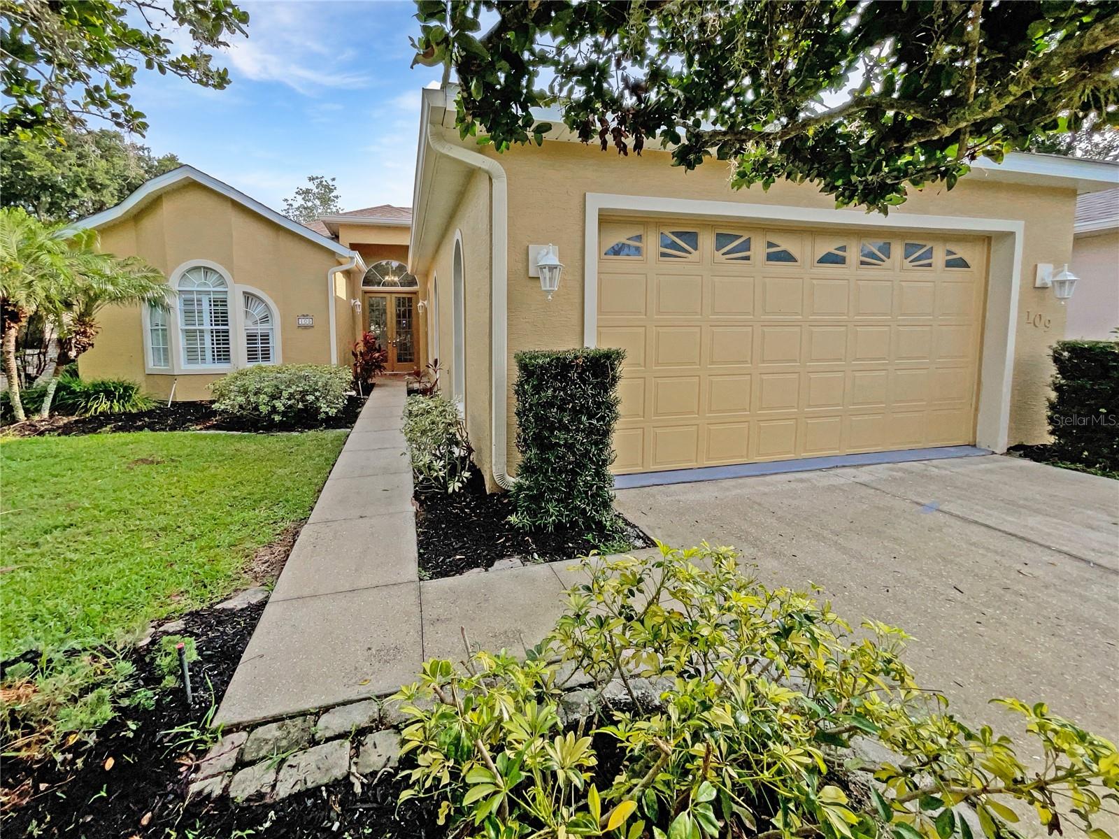 Details for 109 Greentree Lane, YALAHA, FL 34797
