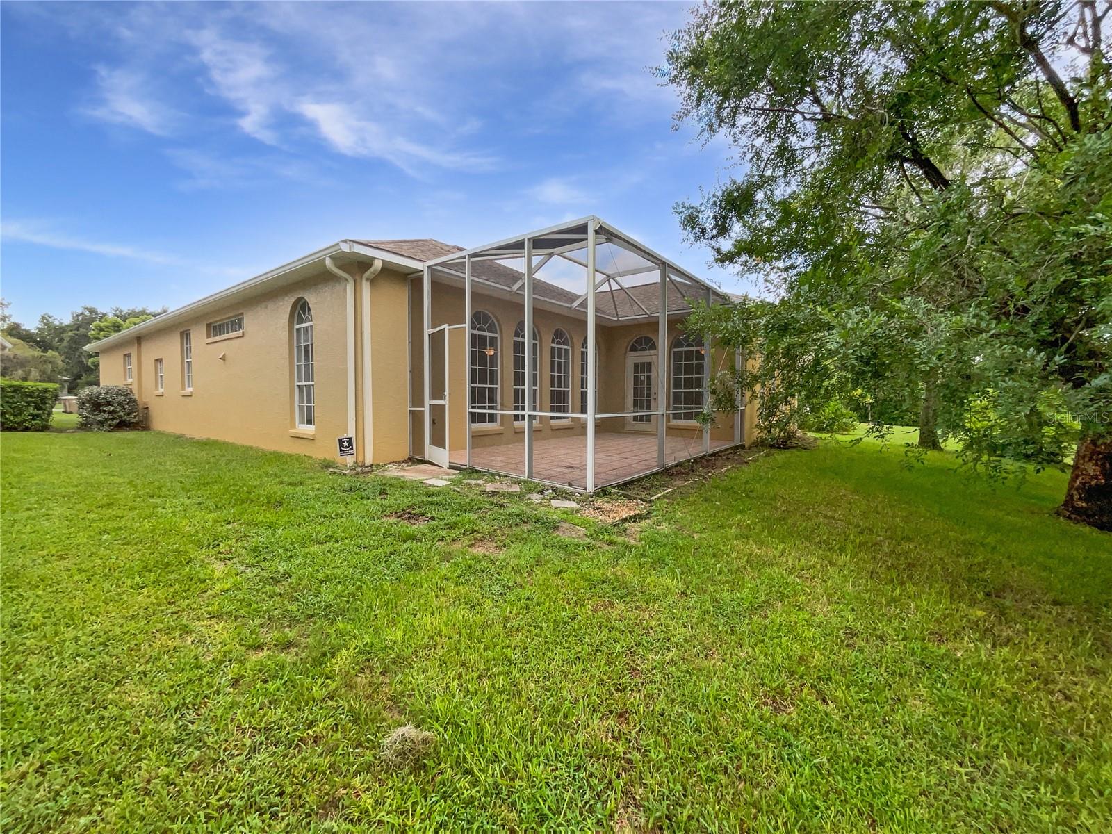 Image 20 of 22 For 109 Greentree Lane