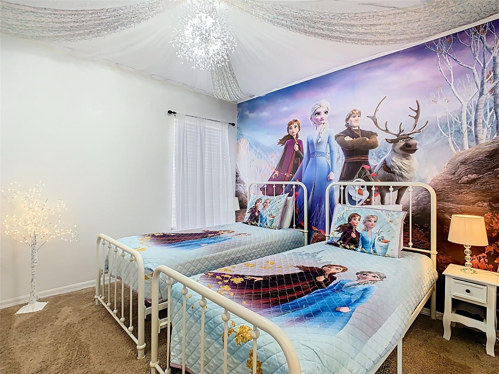 Image 13 of 79 For 2705 Grand Harbour Court
