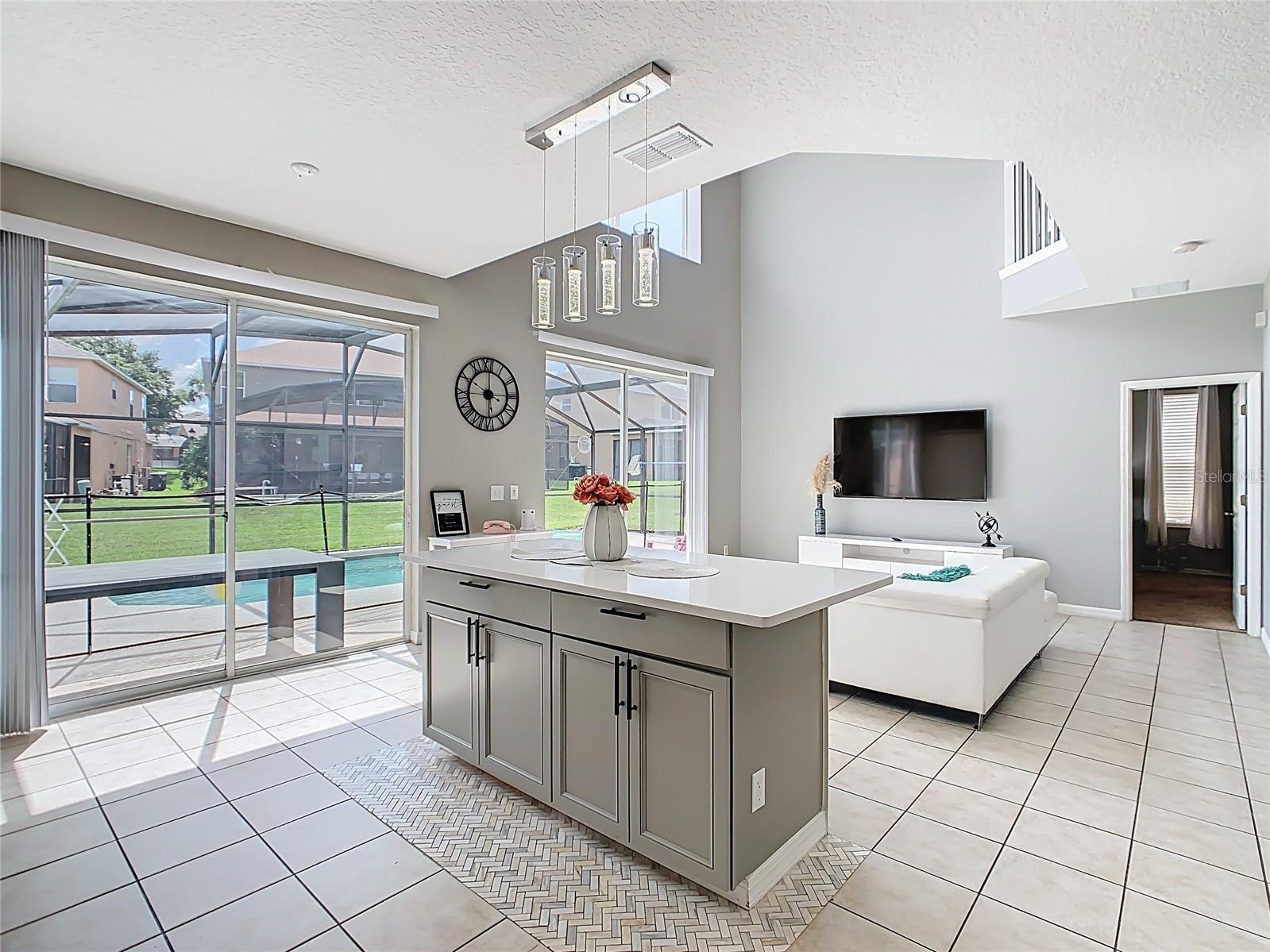Image 37 of 79 For 2705 Grand Harbour Court
