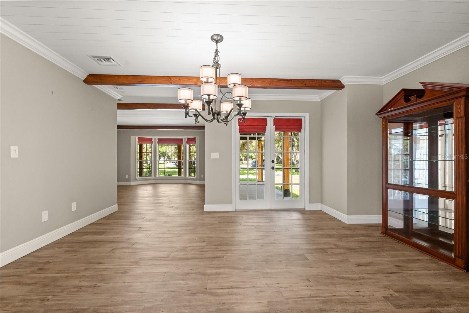 Image 8 of 51 For 1815 Big Oak Lane