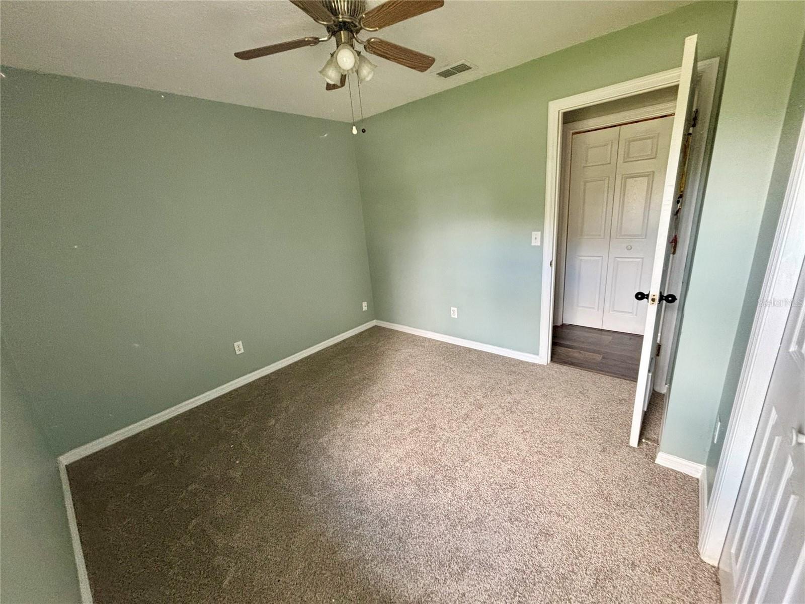 Image 15 of 29 For 660 Neile Court