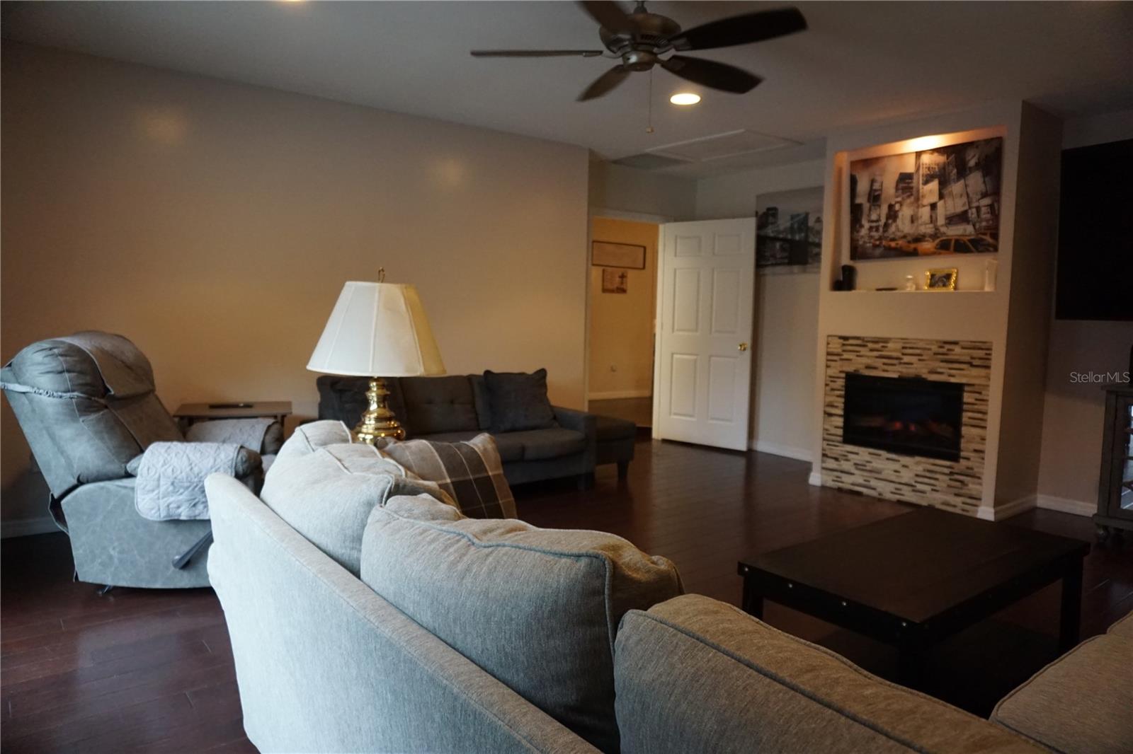 Image 33 of 51 For 13785 39th Terrace