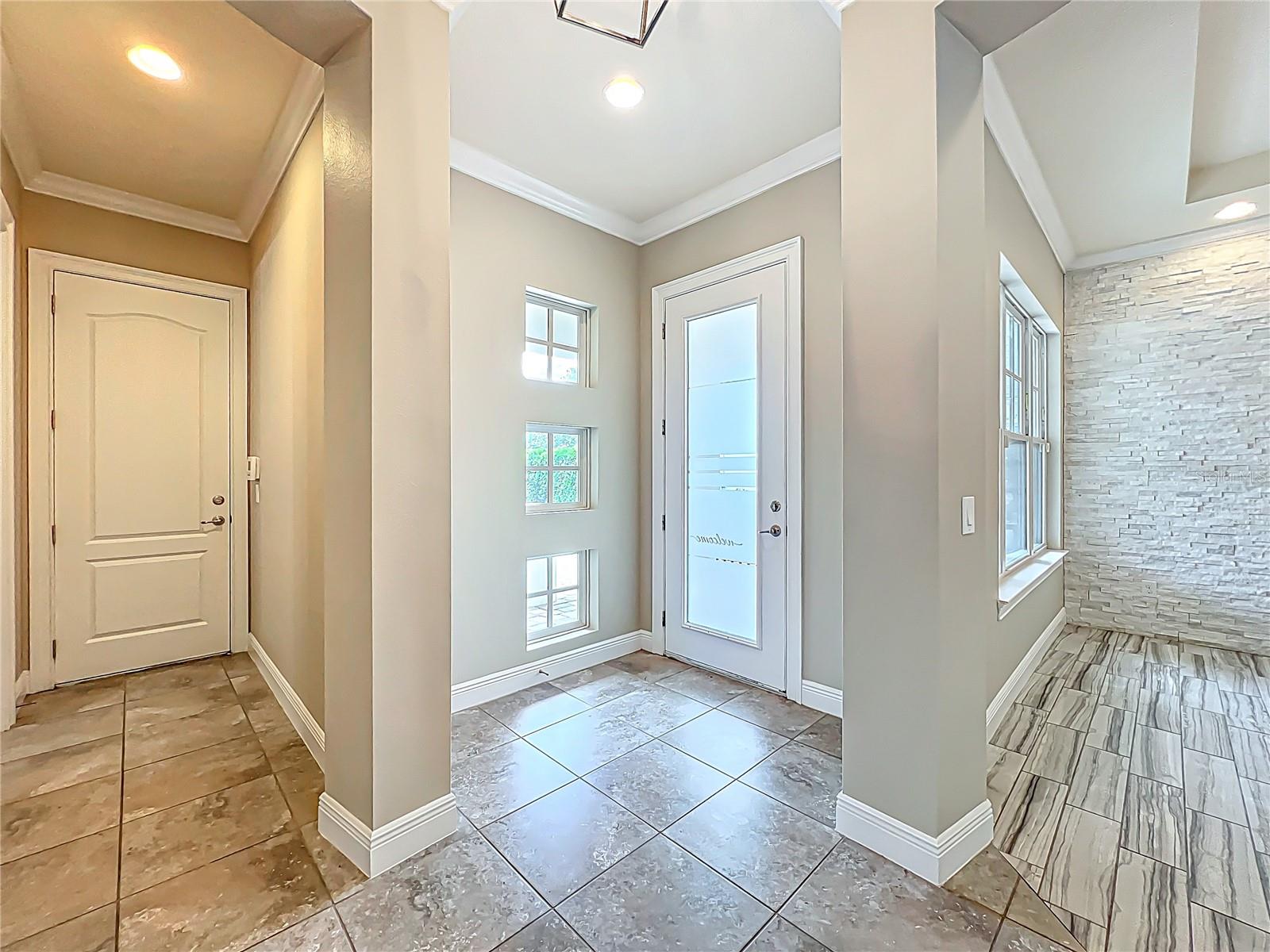 Image 7 of 88 For 9421 Dugard Court