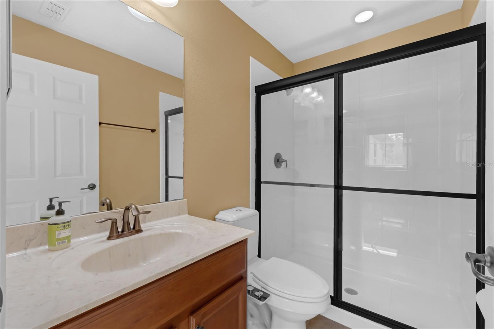 Image 22 of 40 For 480 Buckhorn Drive