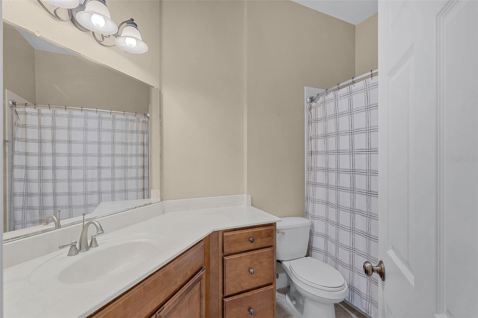 Image 16 of 25 For 336 Kaley Street