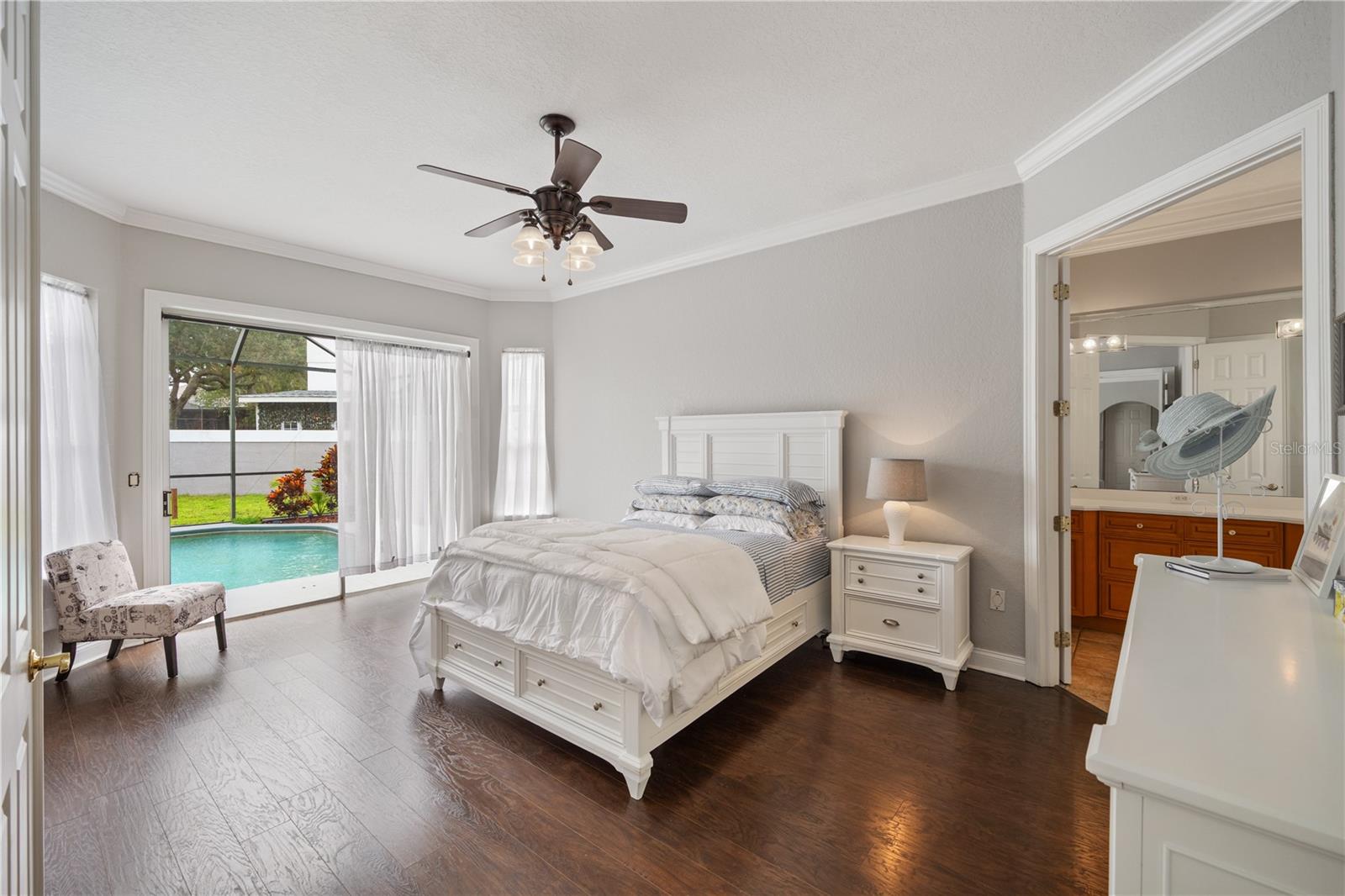 Image 15 of 59 For 10760 Emerald Chase Drive