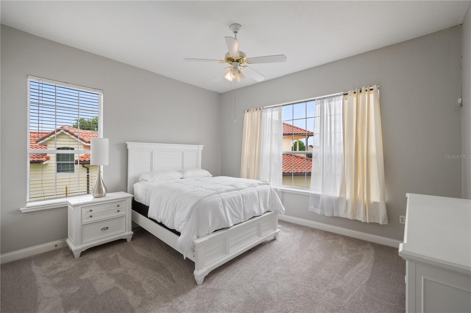 Image 30 of 59 For 10760 Emerald Chase Drive