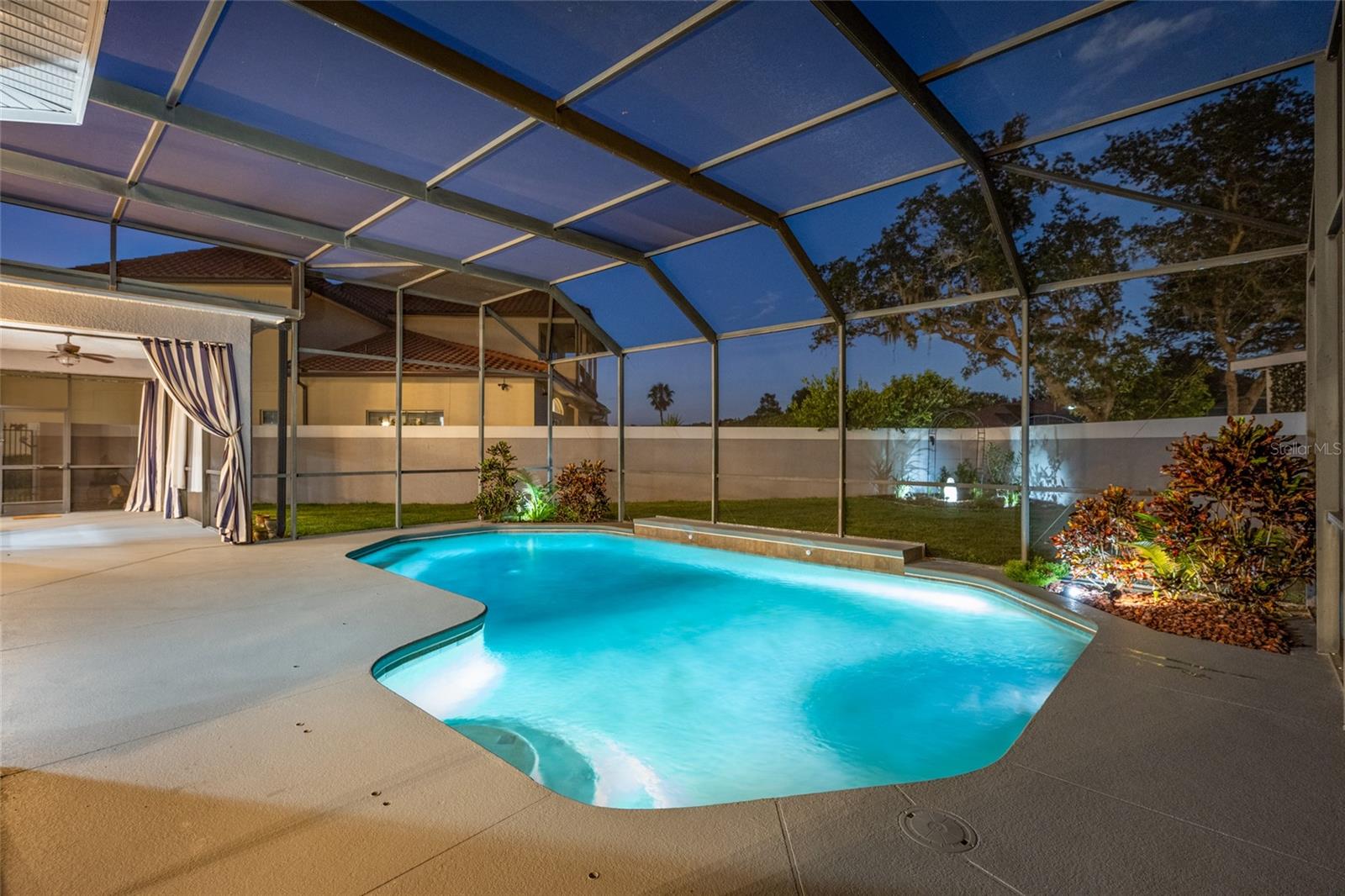 Image 35 of 59 For 10760 Emerald Chase Drive
