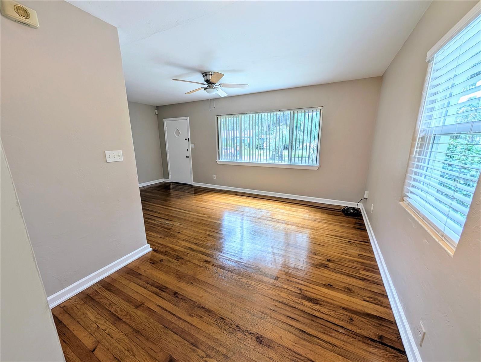 Image 11 of 45 For 663 Hempstead Avenue