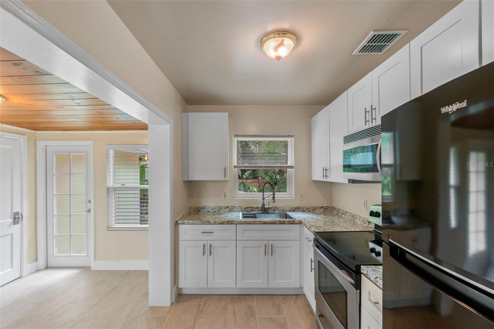 Image 13 of 45 For 663 Hempstead Avenue