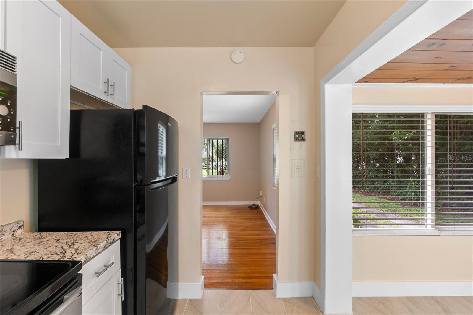 Image 14 of 45 For 663 Hempstead Avenue