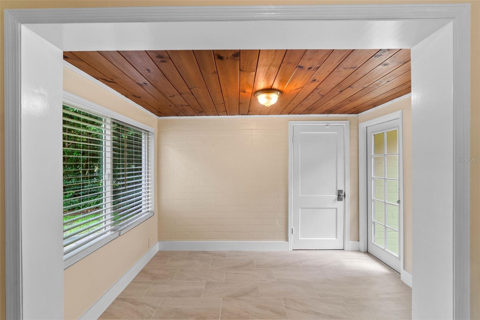 Image 16 of 45 For 663 Hempstead Avenue