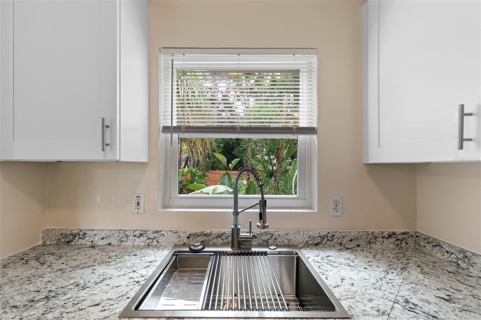 Image 21 of 45 For 663 Hempstead Avenue