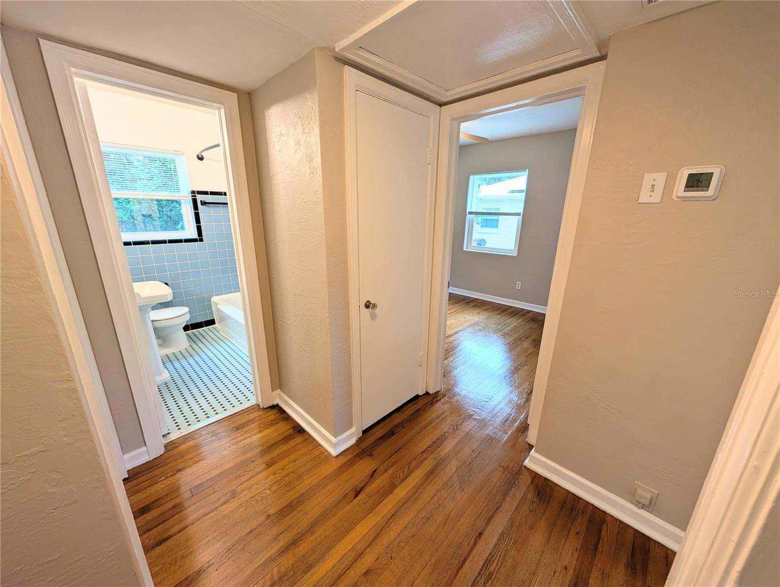 Image 22 of 45 For 663 Hempstead Avenue