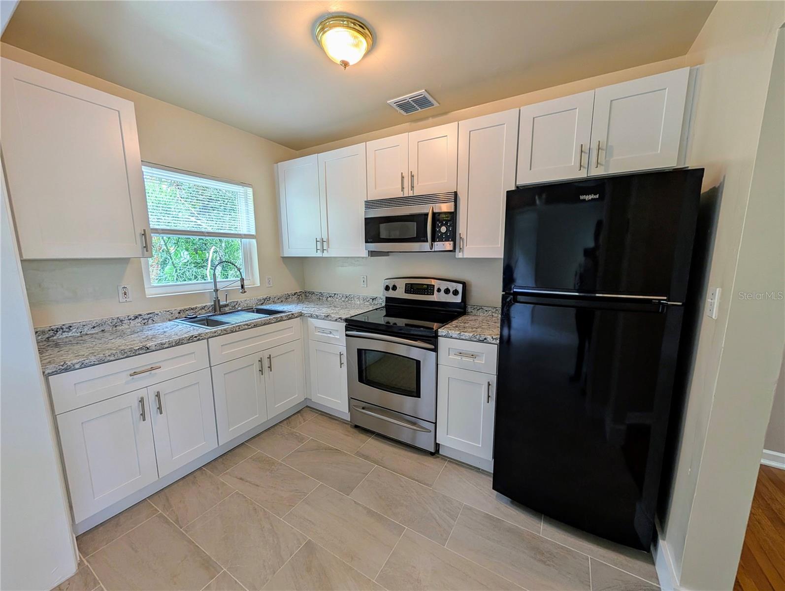 Image 3 of 45 For 663 Hempstead Avenue
