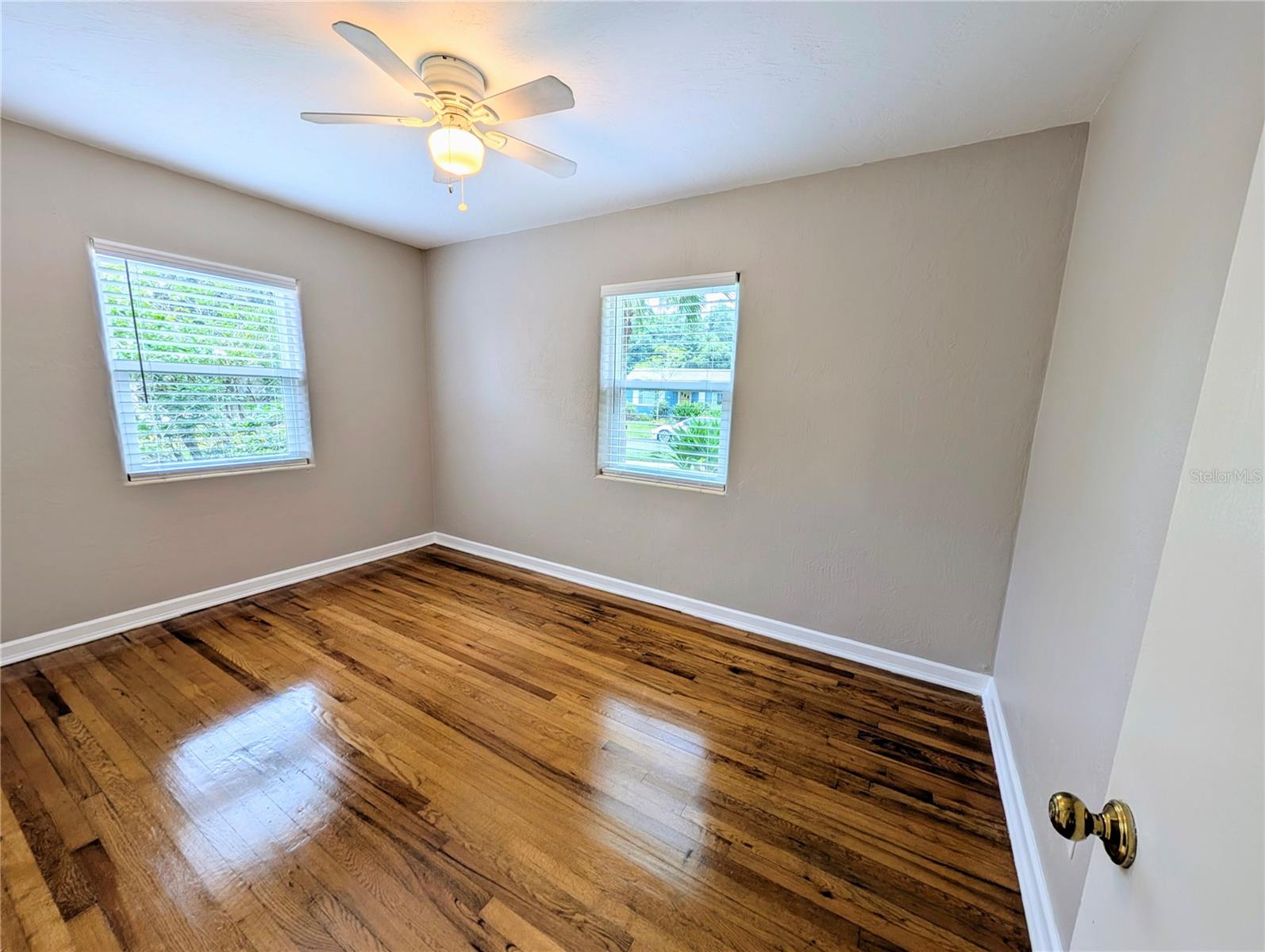 Image 30 of 45 For 663 Hempstead Avenue