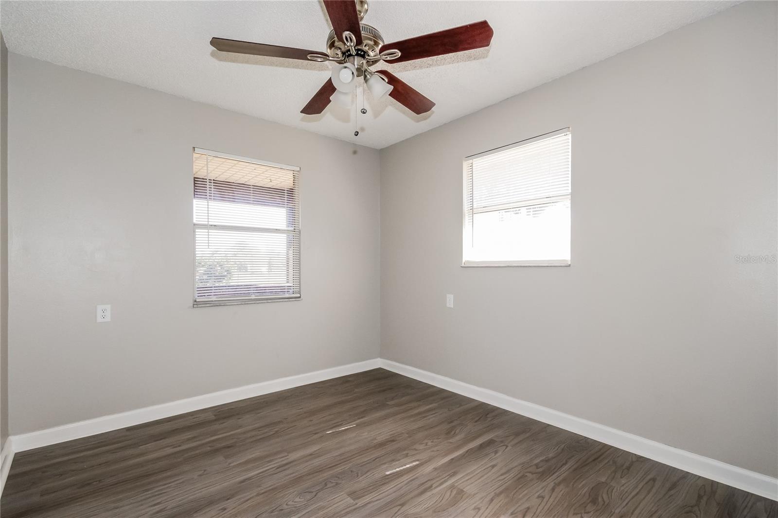 Image 11 of 16 For 1695 Marshall Road Sw