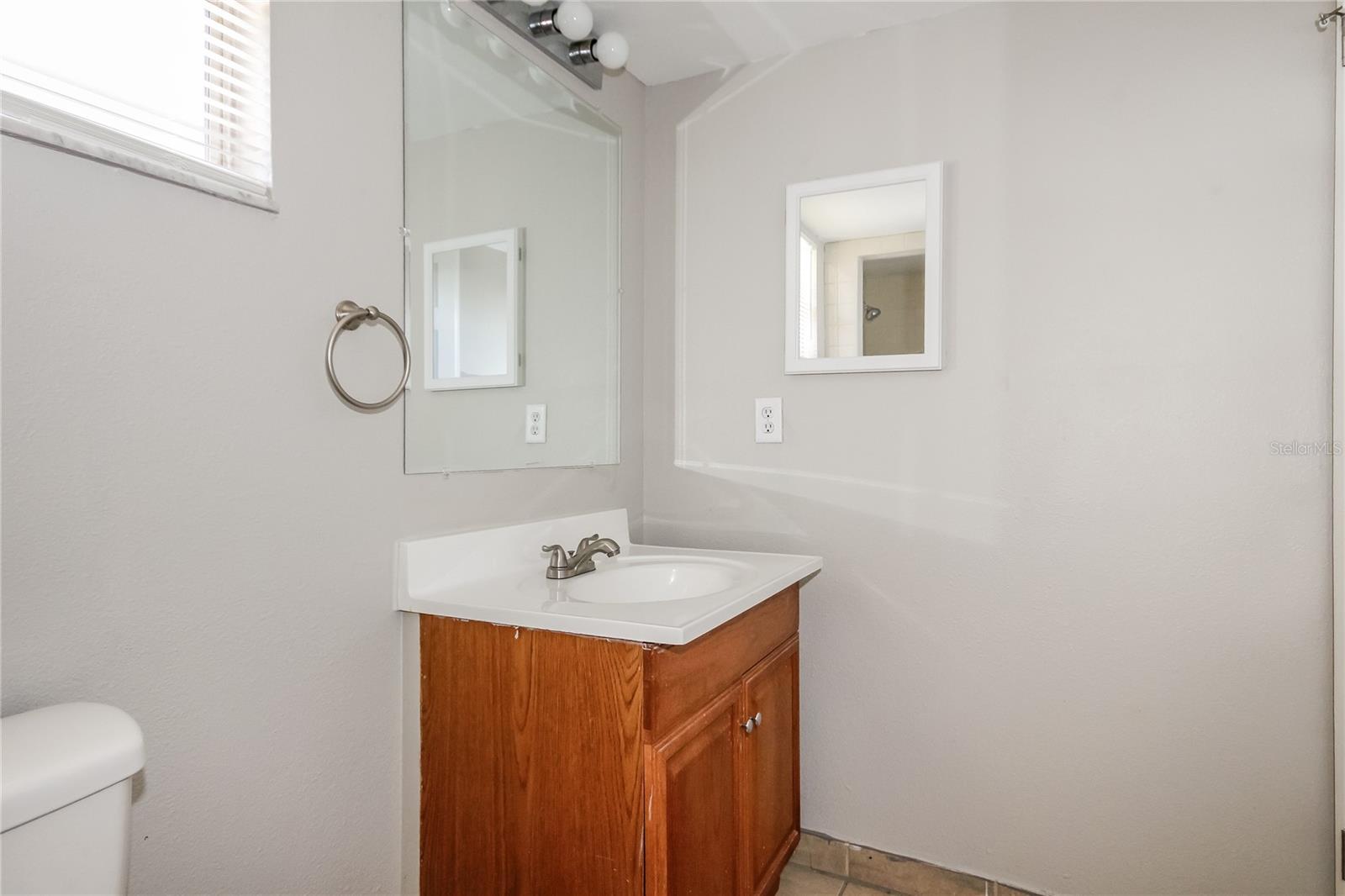 Image 12 of 16 For 1695 Marshall Road Sw