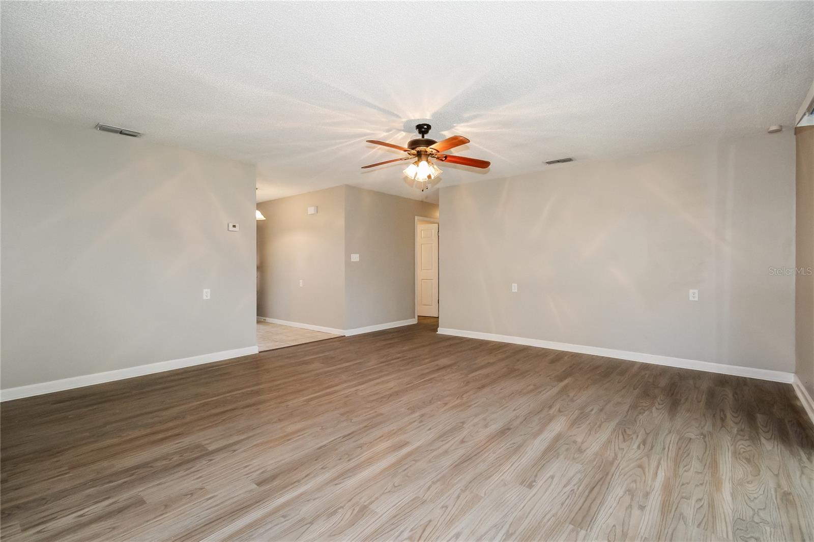 Image 2 of 16 For 1695 Marshall Road Sw