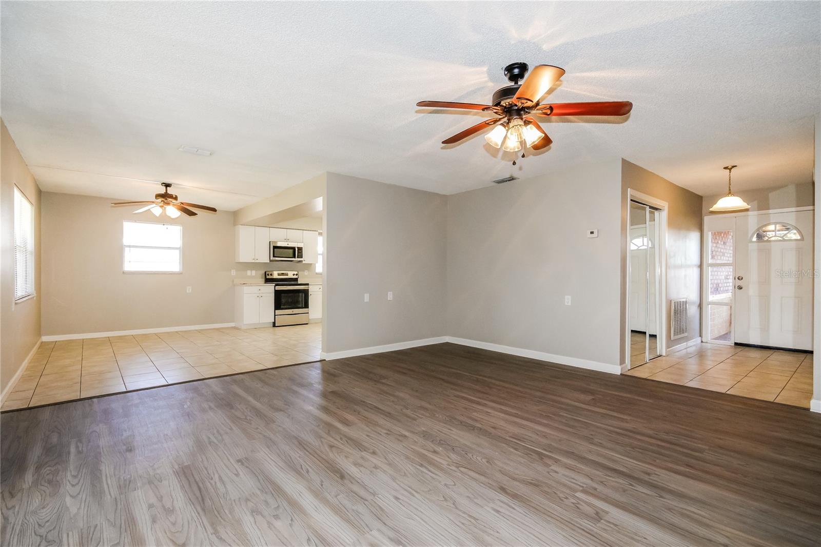 Image 4 of 16 For 1695 Marshall Road Sw