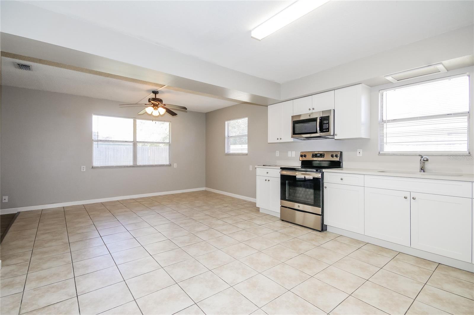 Image 7 of 16 For 1695 Marshall Road Sw