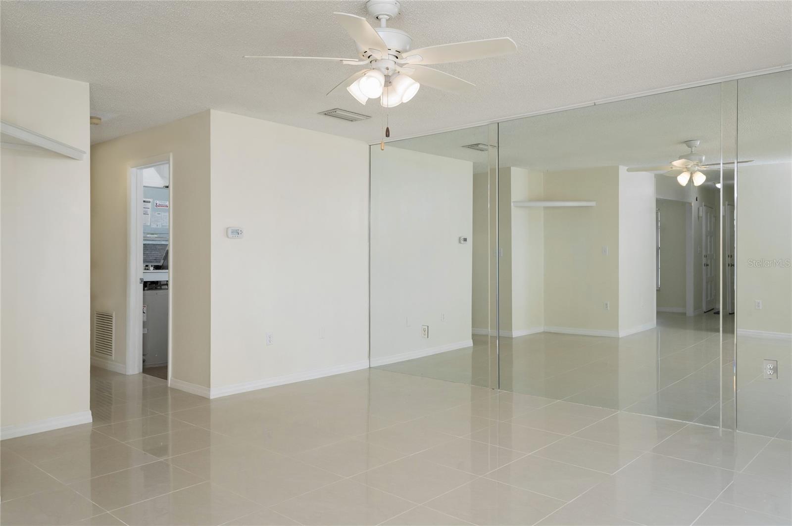 Image 13 of 28 For 544 Cascade Circle 102