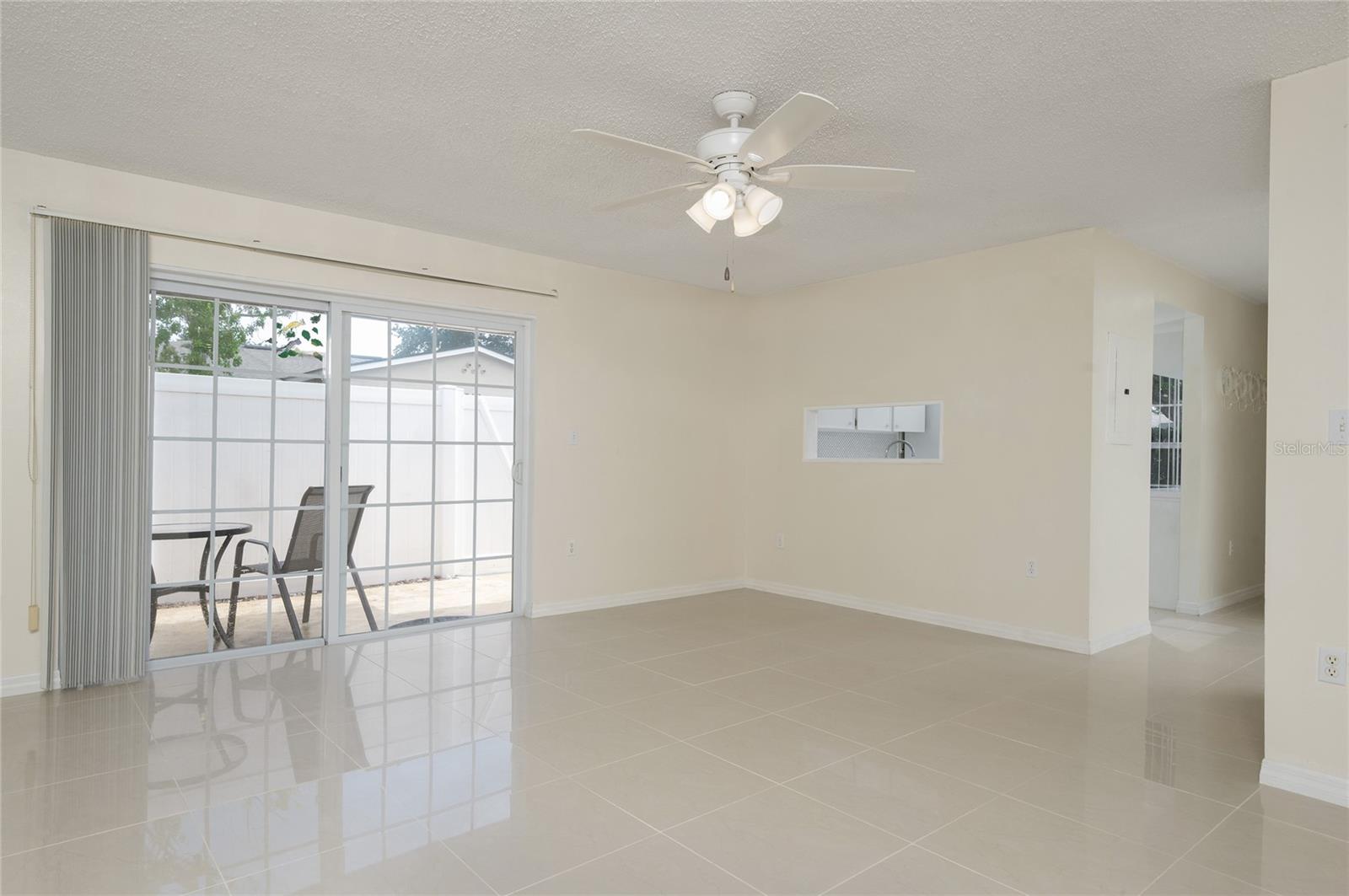 Image 14 of 28 For 544 Cascade Circle 102