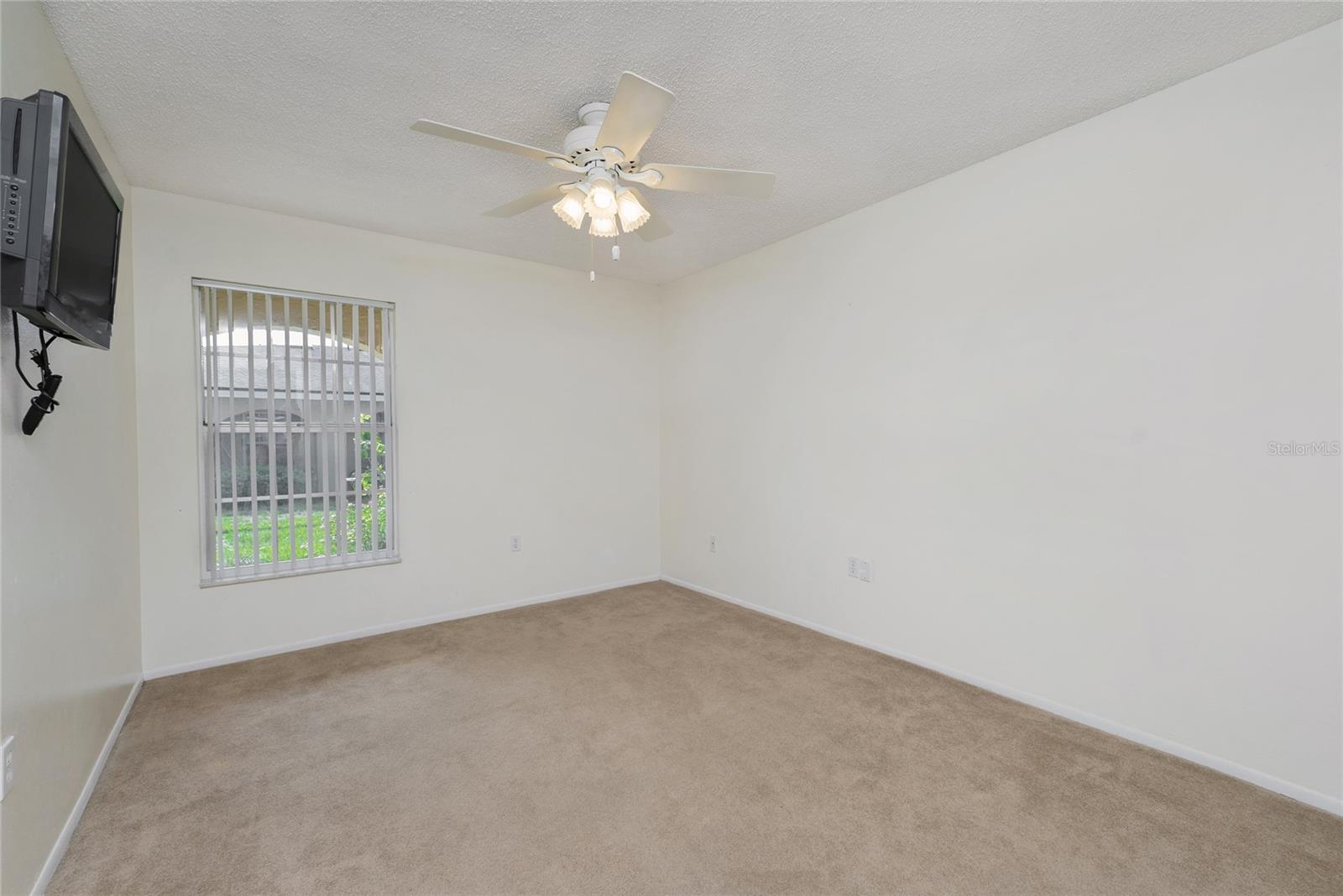 Image 18 of 28 For 544 Cascade Circle 102