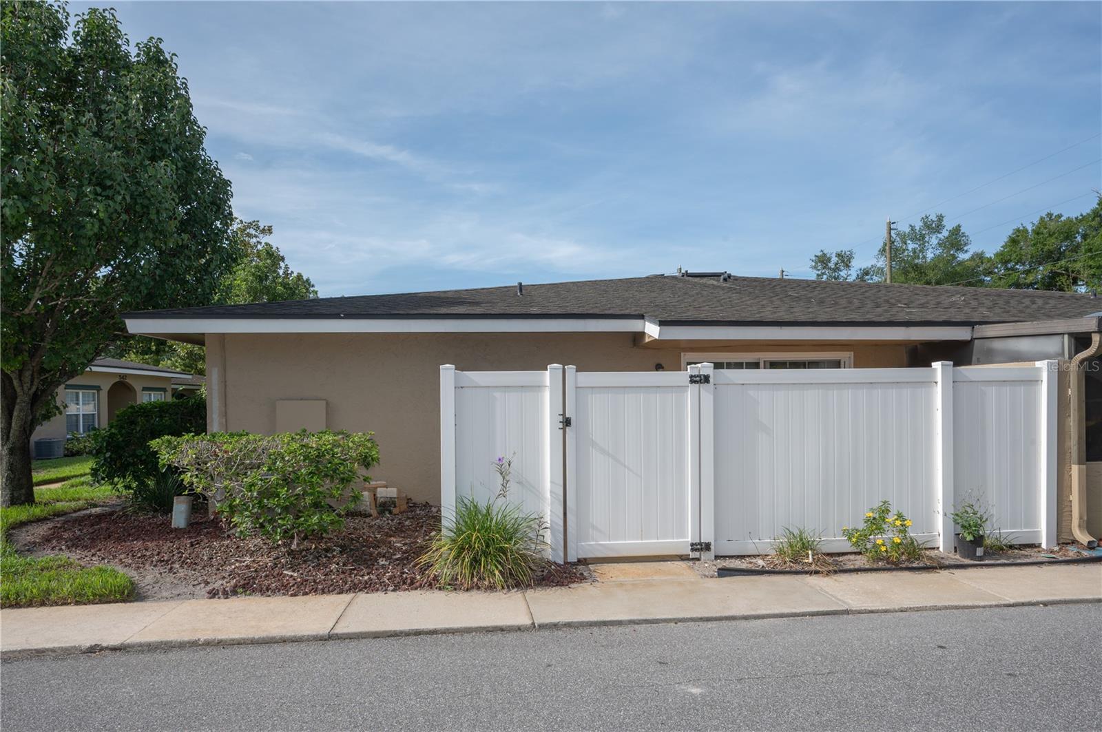 Image 3 of 28 For 544 Cascade Circle 102