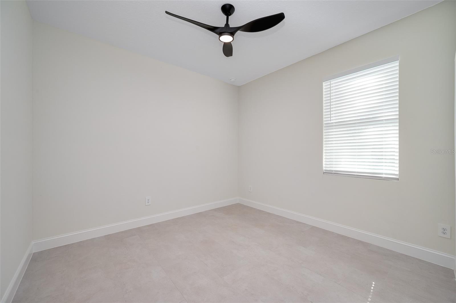 Image 33 of 55 For 1868 14th Street