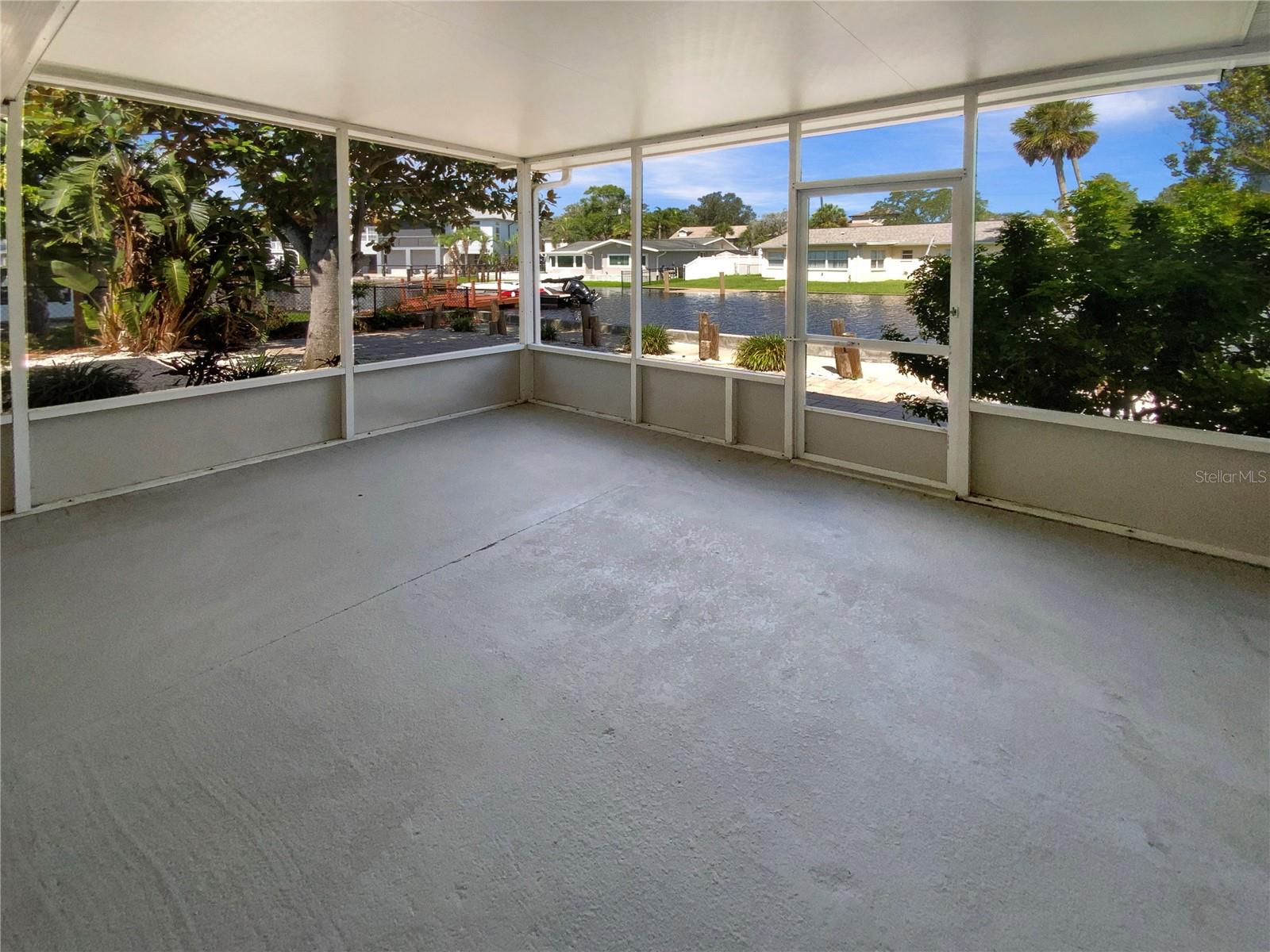 Listing photo id 27 for 5511 Drinkard Drive