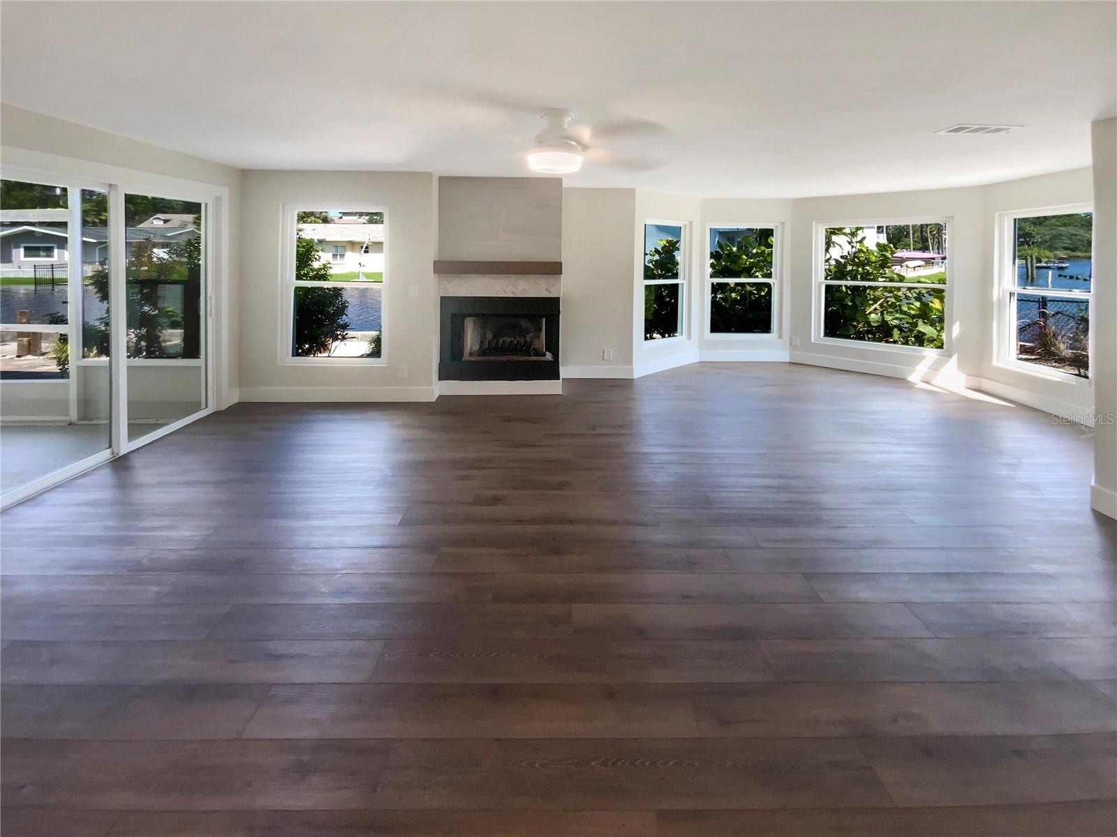 Listing photo id 7 for 5511 Drinkard Drive