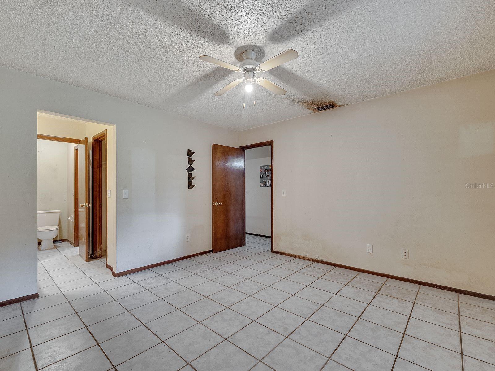 Image 12 of 18 For 3220 Netherwood Drive
