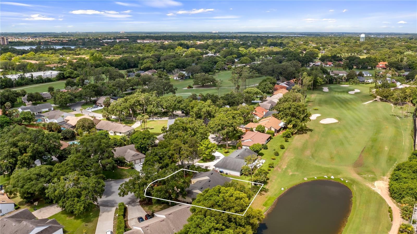 Image 2 of 50 For 7237 Woodville Crescent