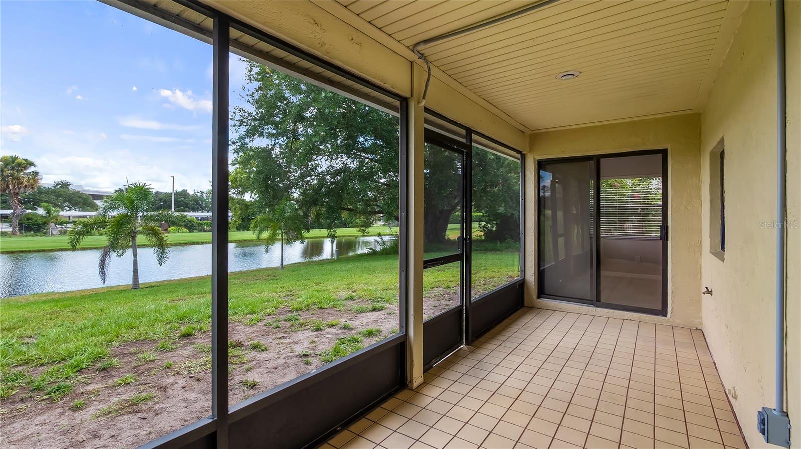 Image 36 of 50 For 7237 Woodville Crescent