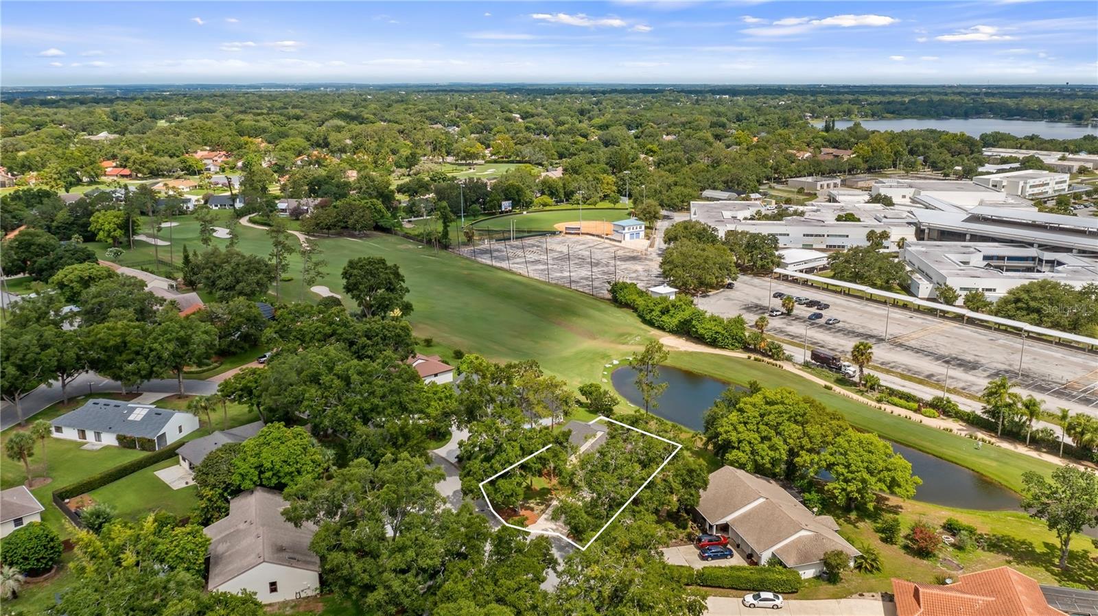 Image 42 of 50 For 7237 Woodville Crescent