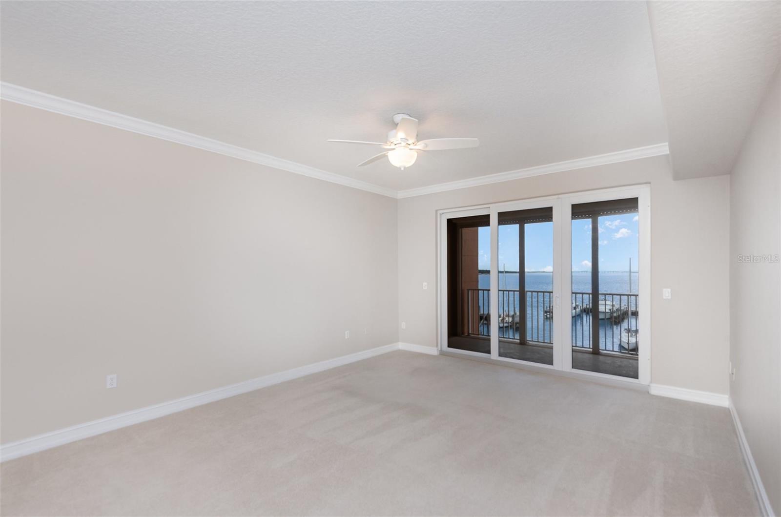 Image 8 of 23 For 93 Delannoy Avenue 405