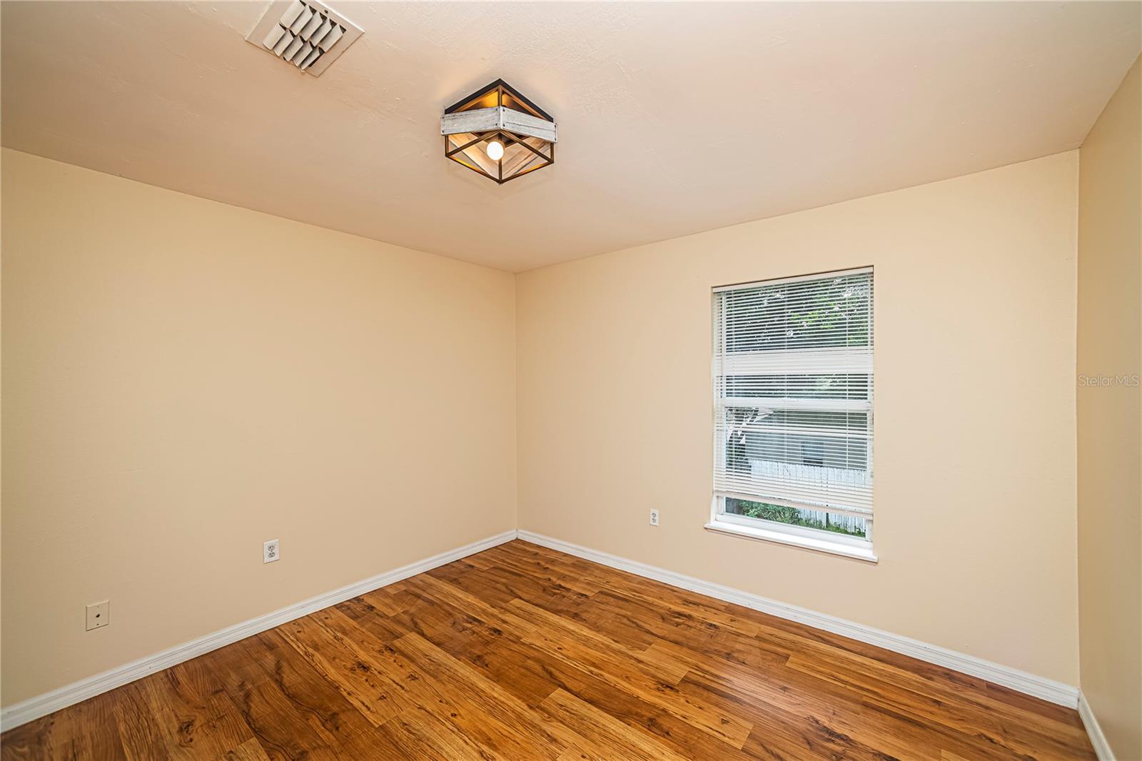 Image 16 of 25 For 3838 Stonefield Drive
