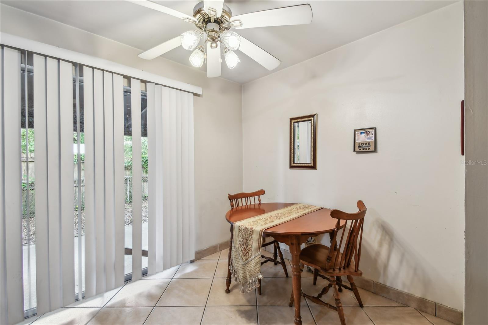 Image 7 of 18 For 206 Gerry Drive