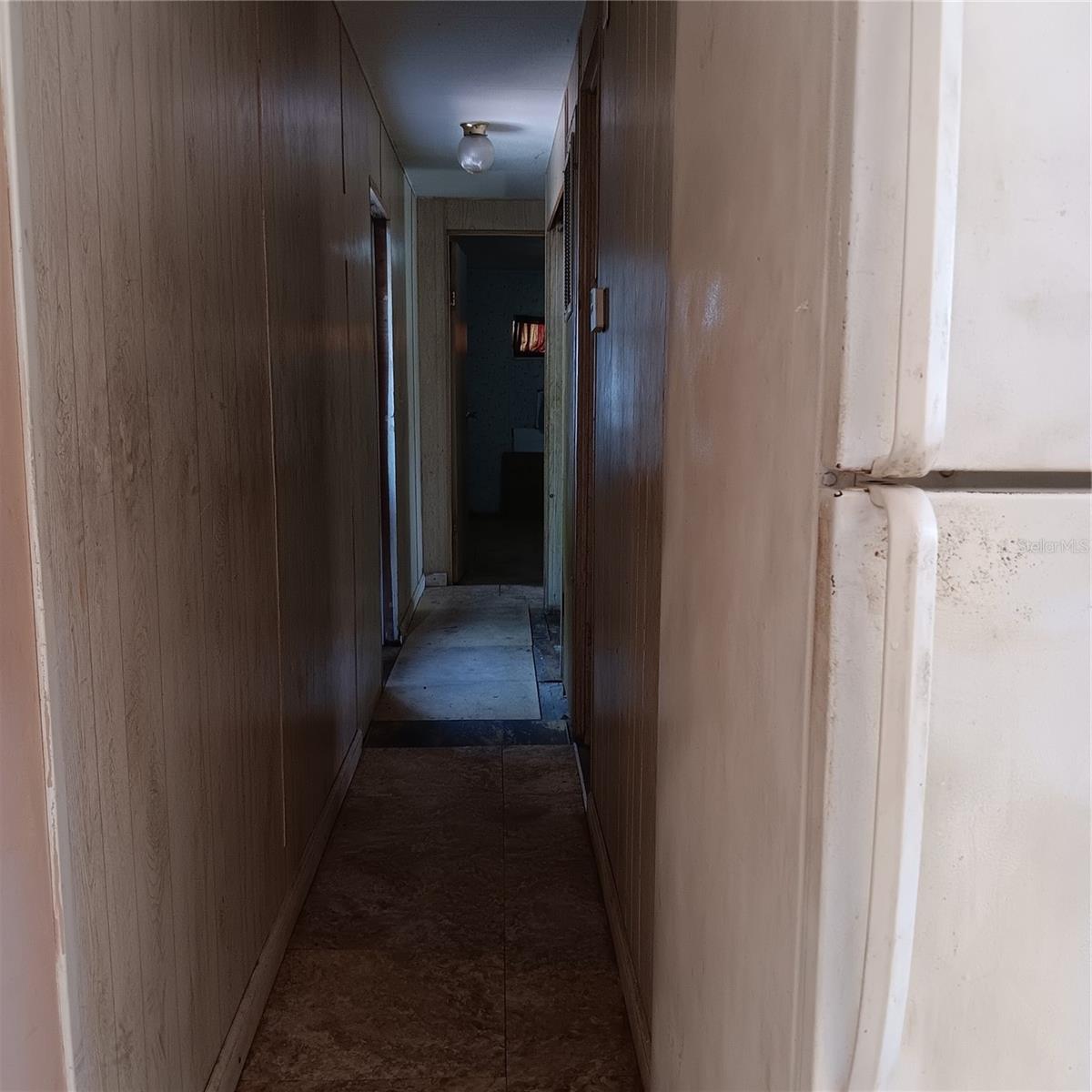 Listing photo id 11 for 4322 Van Ness Road