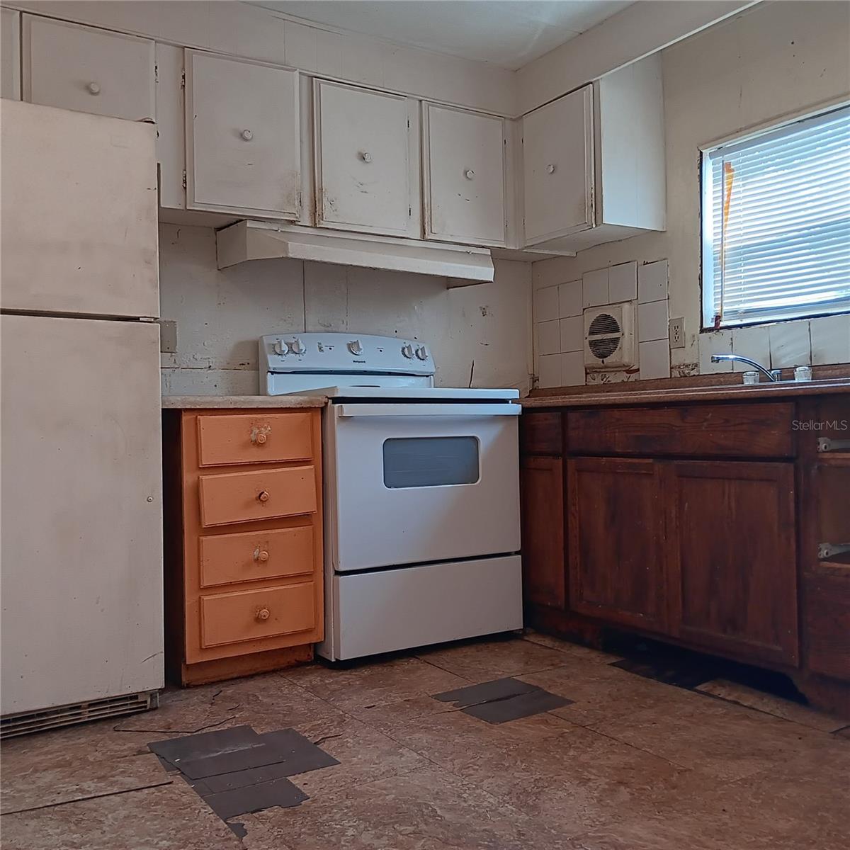 Listing photo id 22 for 4322 Van Ness Road